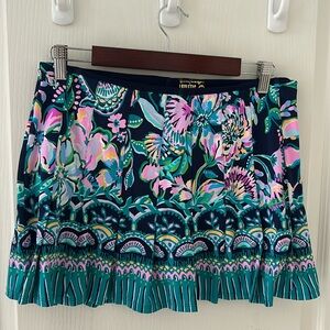 Lily Pulitzer Luxletic skort. Size M. Navy blue/green/pink